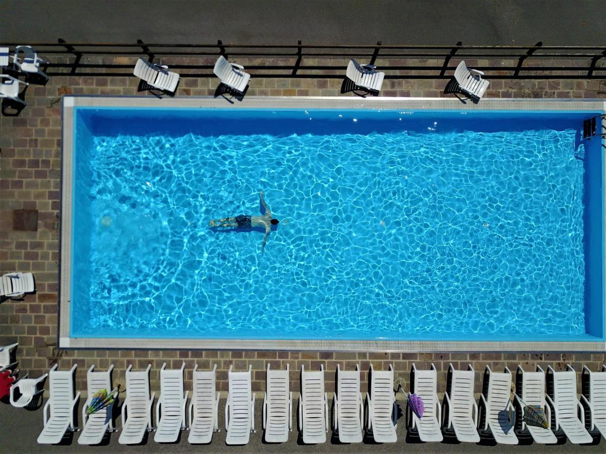 Residence Catullo Bezzecca Εξωτερικό φωτογραφία
