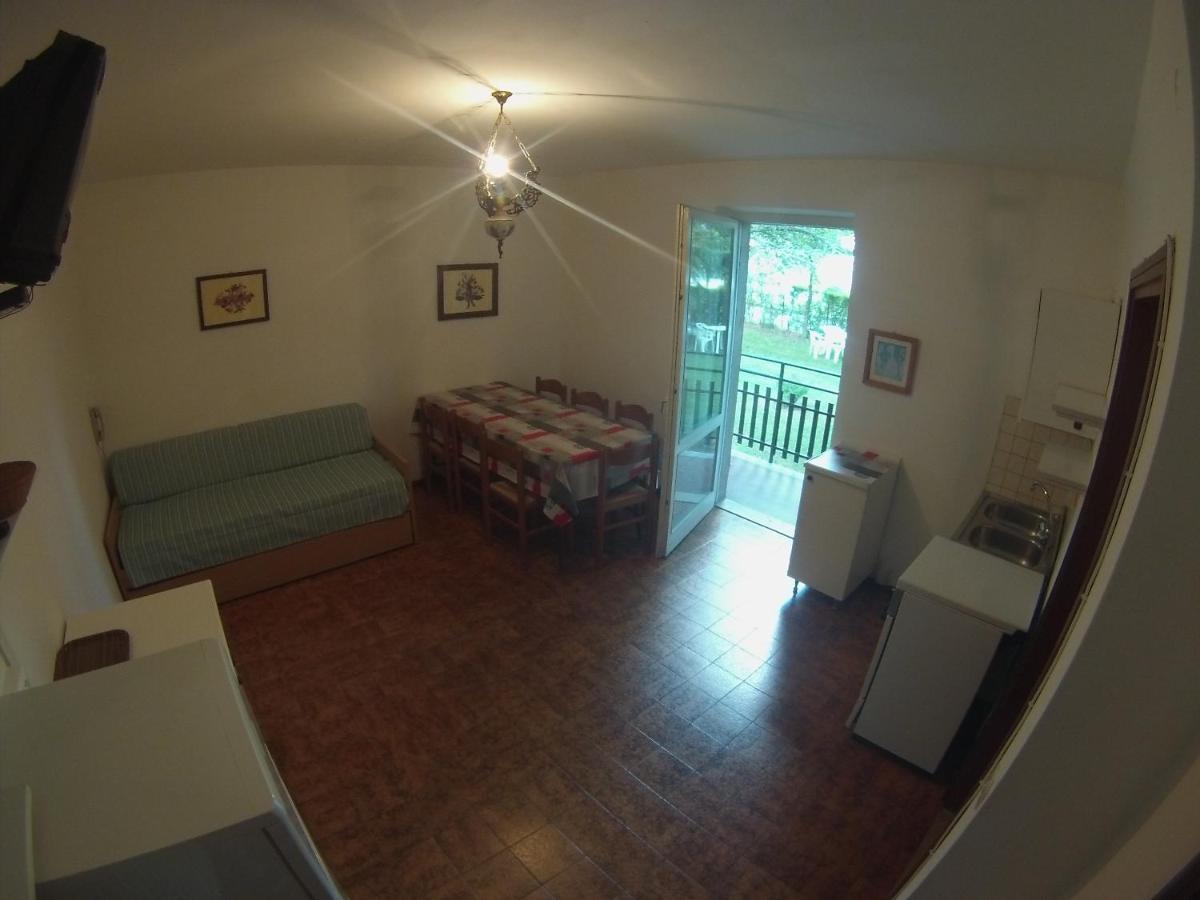 Residence Catullo Bezzecca Εξωτερικό φωτογραφία
