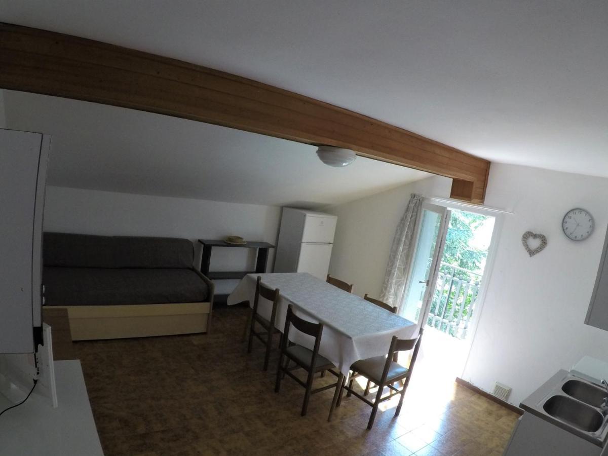 Residence Catullo Bezzecca Εξωτερικό φωτογραφία
